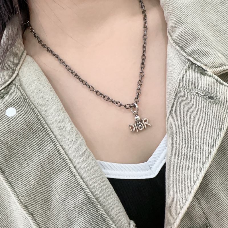 chr1st1an D10r necklaces